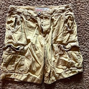 Men’s Khaki Shorts